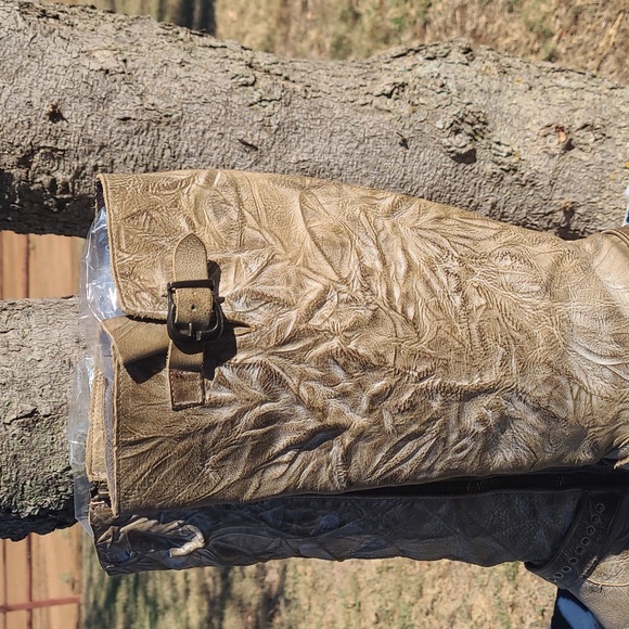Sonora Leather distressed square toe knee boots - Picture 7 of 14
